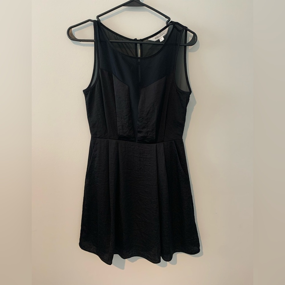 BCBGenerationSize 2 BlackSheer Vneck Mini Dress Pockets Buttons/Zipper Cocktail